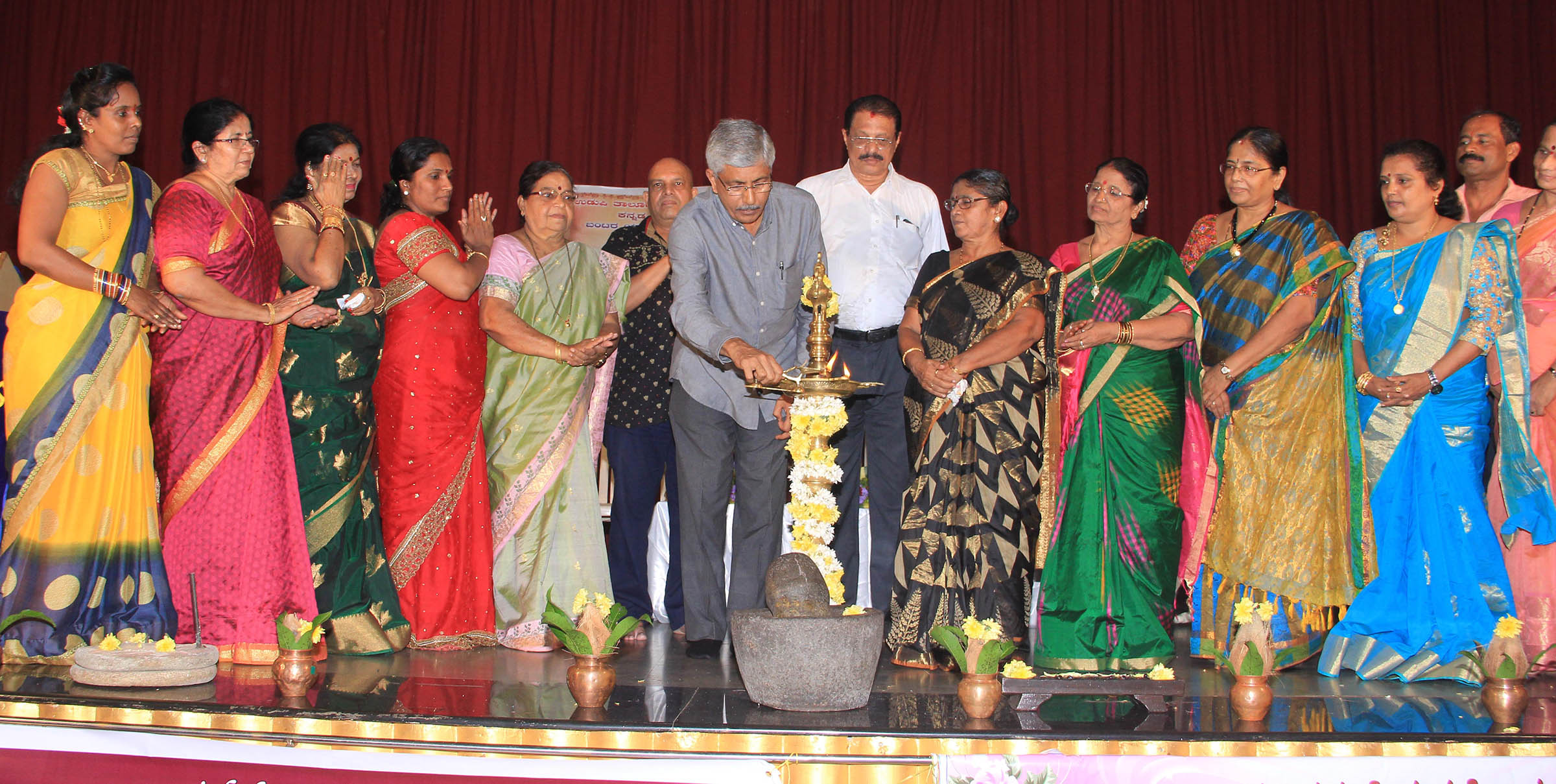 ತುಳುನಾಡಿನ ಸಂಸ್ಕೃತಿ, ಪಾಡ್ದನ, ತಿಂಡಿತಿನಿಸುಗಳು ನಾಶ: ಆಟಿಡೊಂಜಿ ದಿನ ಕಾರ್ಯಕ್ರಮದಲ್ಲಿ ವಿ.ಮನೋಹರ್